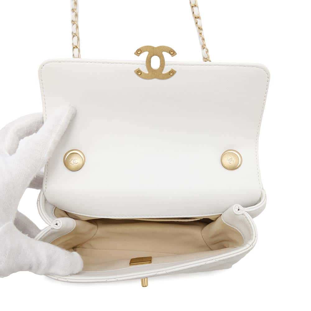 CHANEL Matelasse ChainShoulder Bag WhiteAS3226 Lambskin