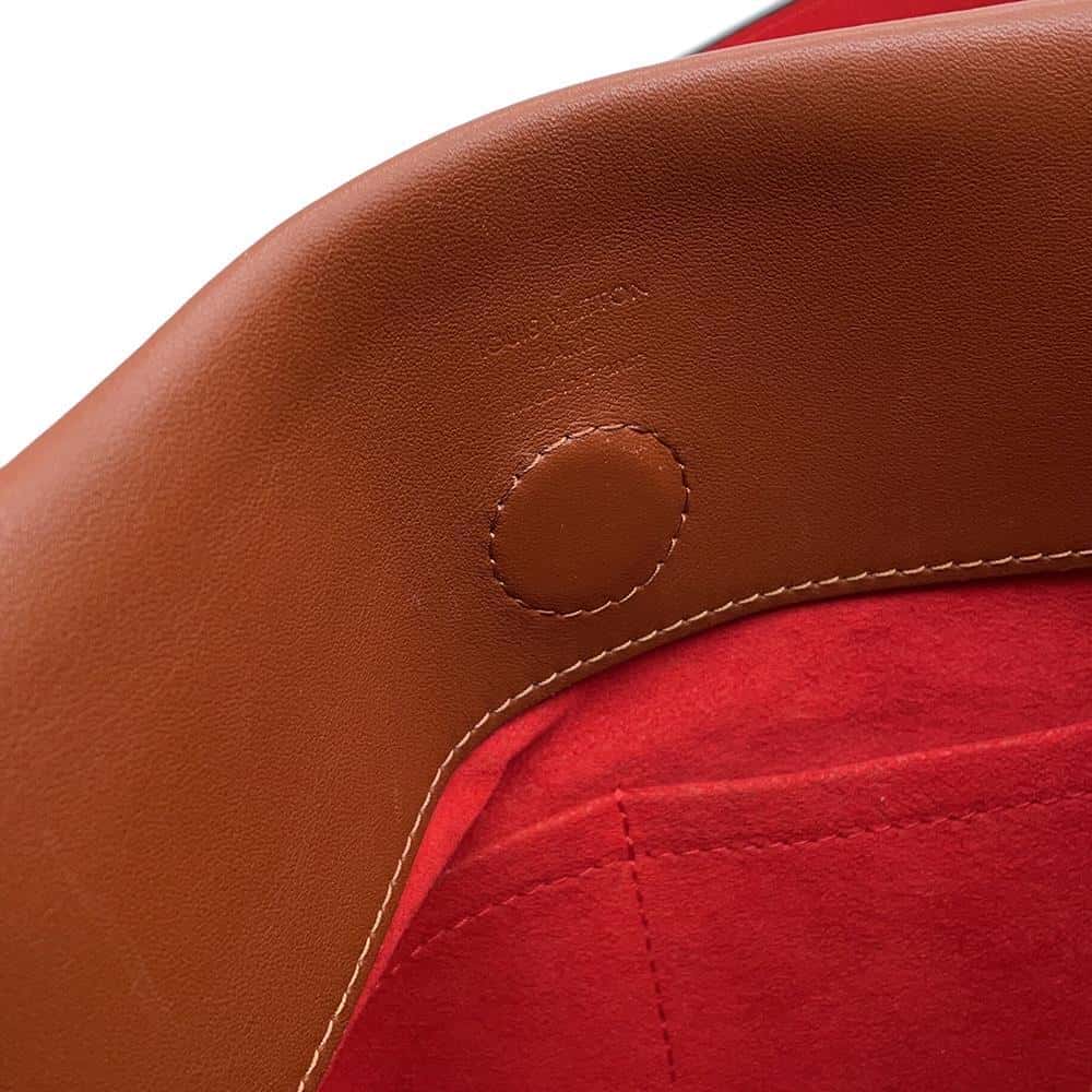 LOUIS VUITTON Tuileries Besace CaramelM43157 Monogram
