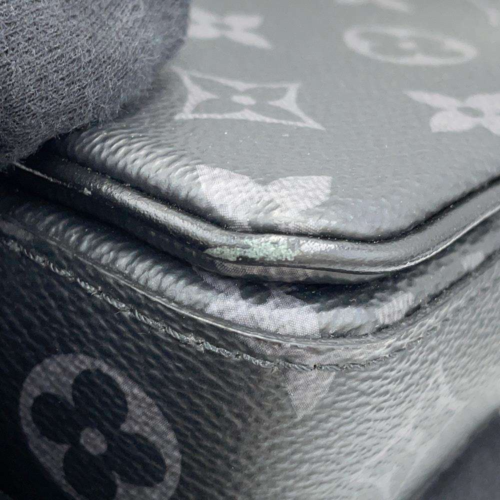 LOUIS VUITTON Montsouris Wearable Wallet BlackM83567 Monogram Eclipse