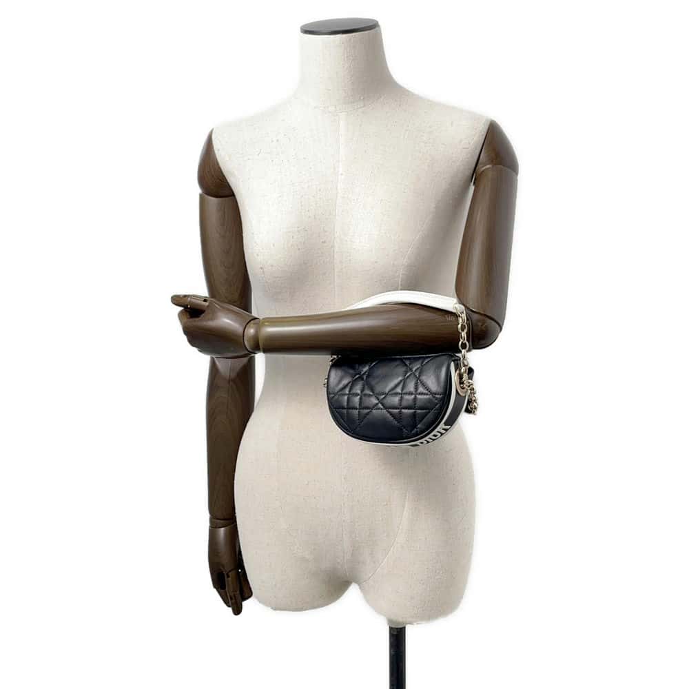 Dior Dior Vibe Black/WhiteS7200ONOA Lambskin Size micro