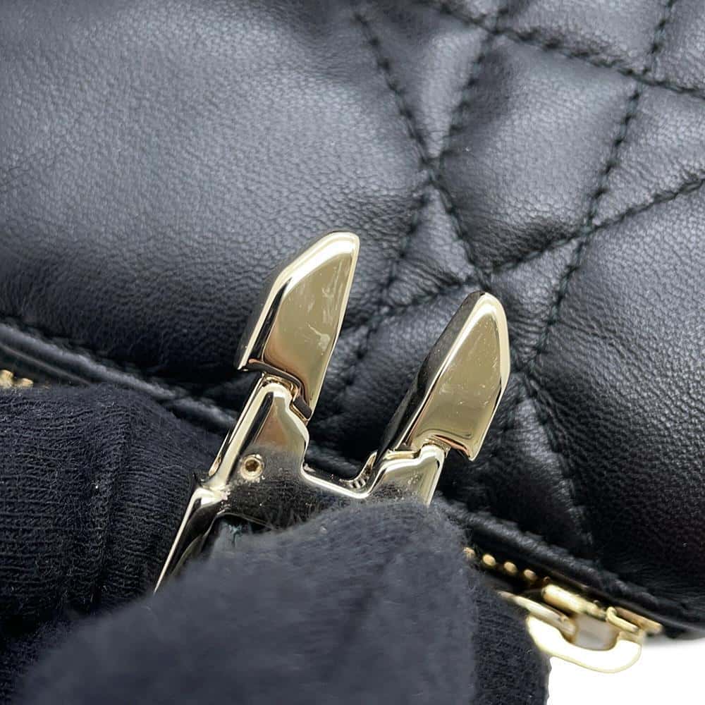 Dior Dior Vibe Black/WhiteS7200ONOA Lambskin Size micro