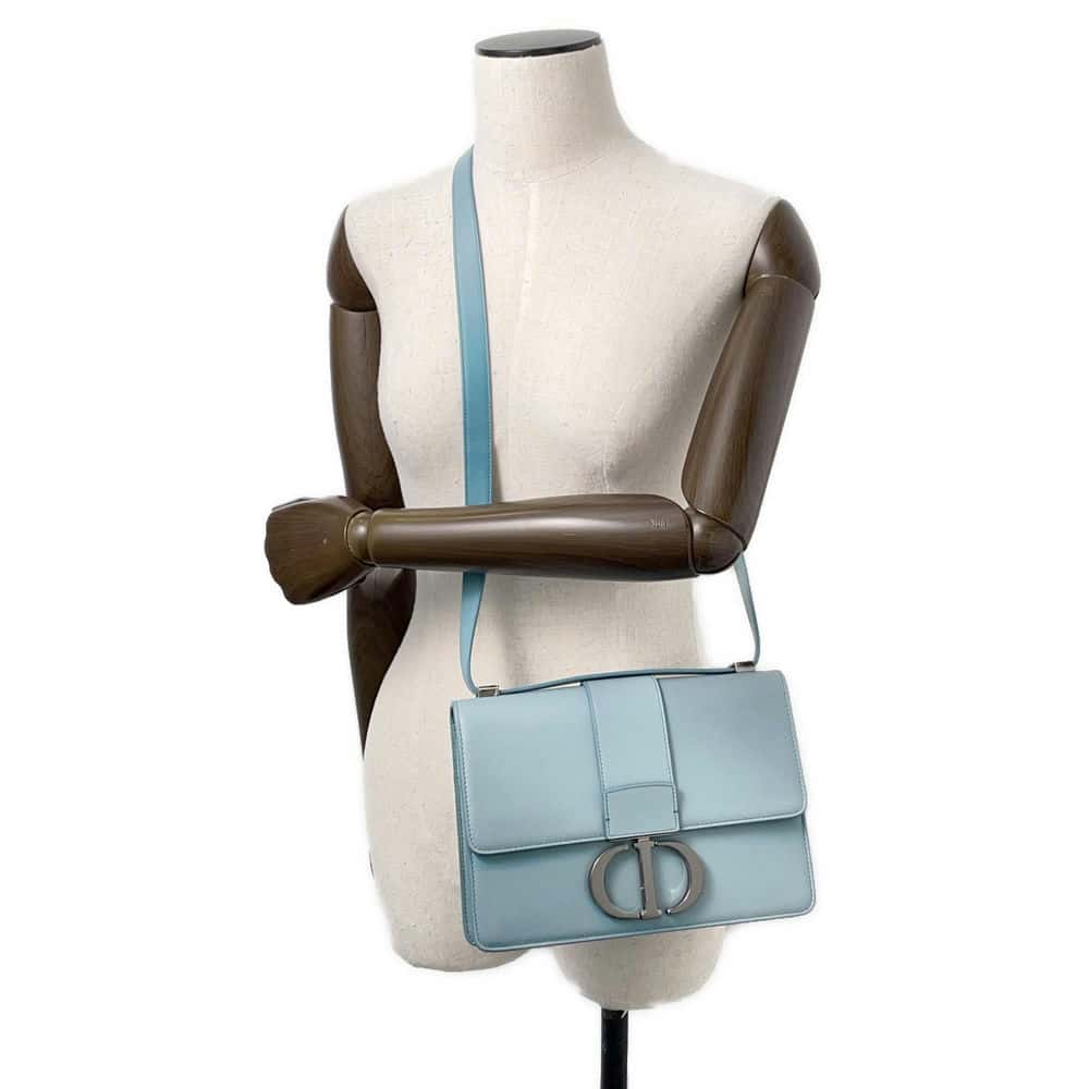 Dior 30 Montaigne Gradation Blue Leather