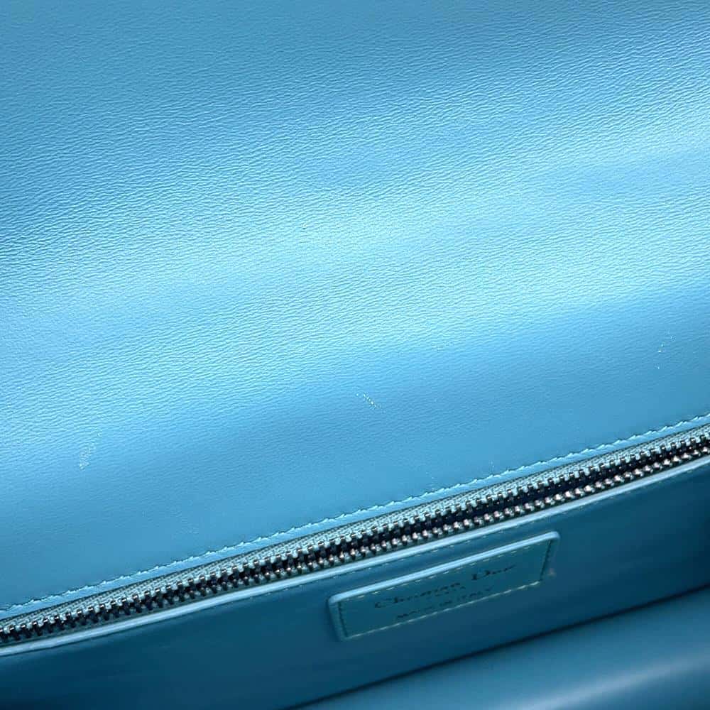 Dior 30 Montaigne Gradation Blue Leather