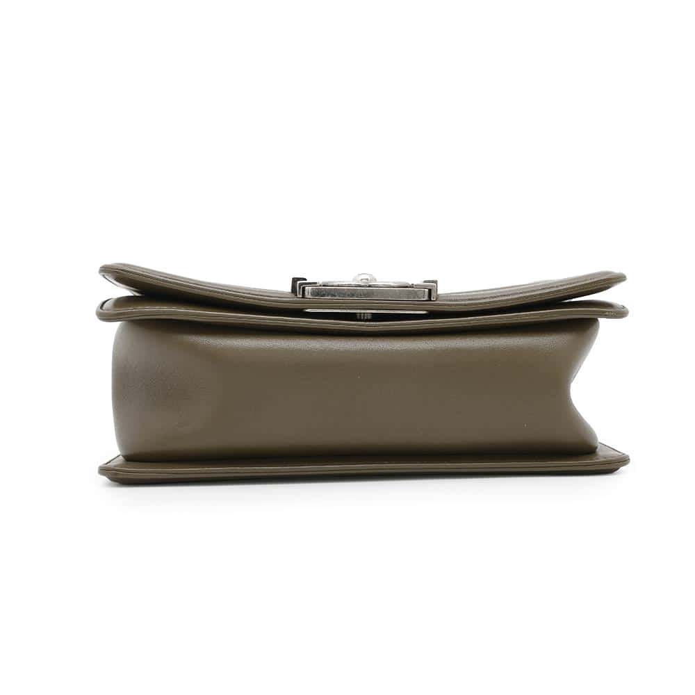 CHANEL Boy Chanel ChainShoulder KhakiA67085 Lambskin Size Small