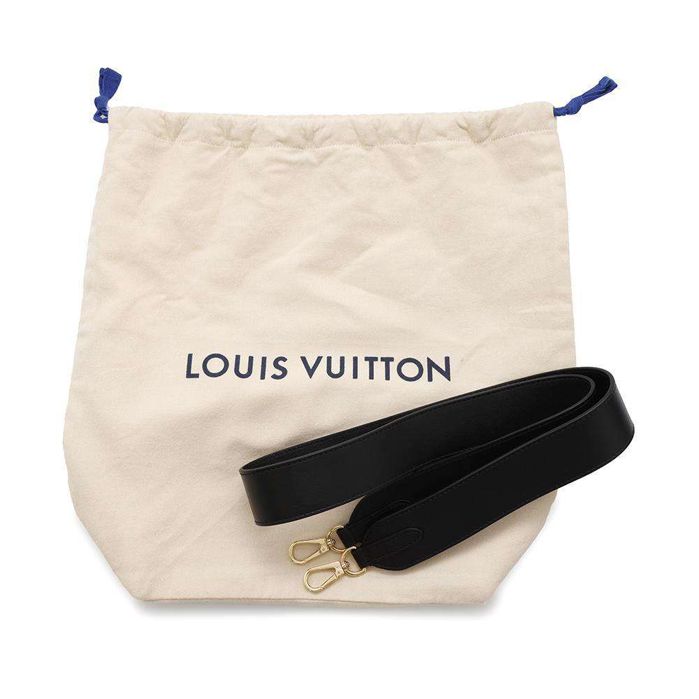 LOUIS VUITTON Capucines White/BlackM20373 Calf Leather Size BB