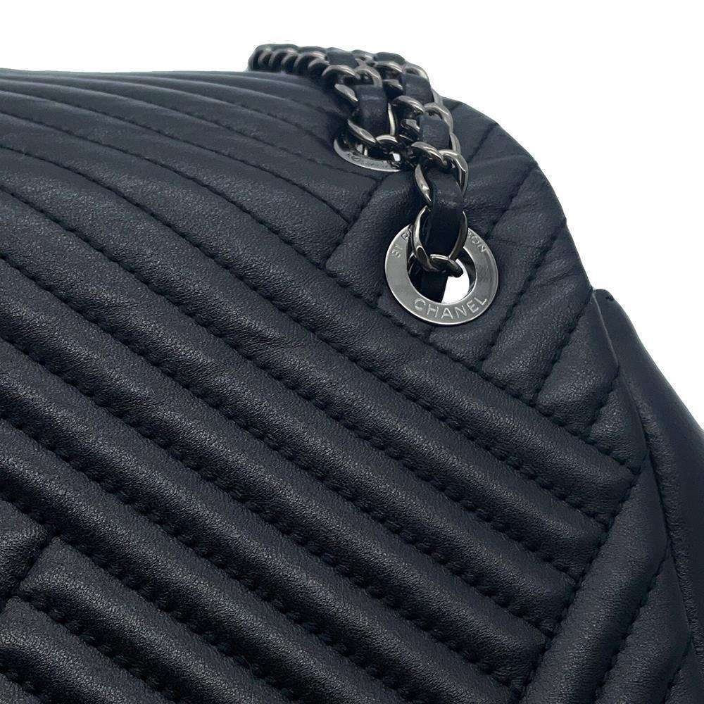 CHANEL Chevron Single Flap ChainShoulder Bag Black Lambskin