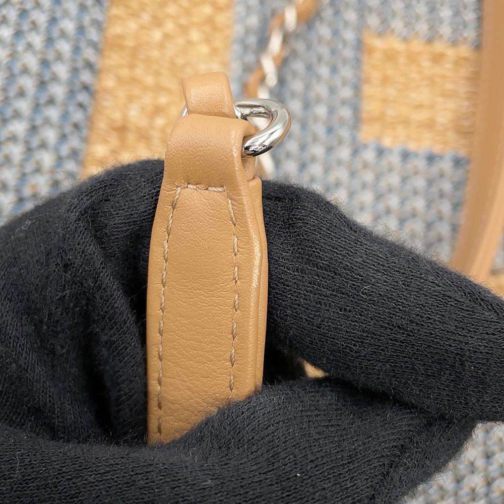 CHANEL Large shopping bag Beige/NavyA57161 Straw Leather