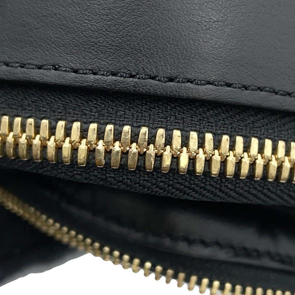 LOUIS VUITTON Utility/Crossbody NoirM80450 Calf Leather