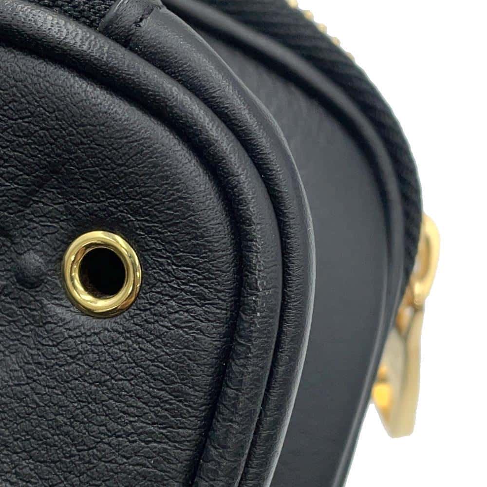 LOUIS VUITTON Utility/Crossbody NoirM80450 Calf Leather