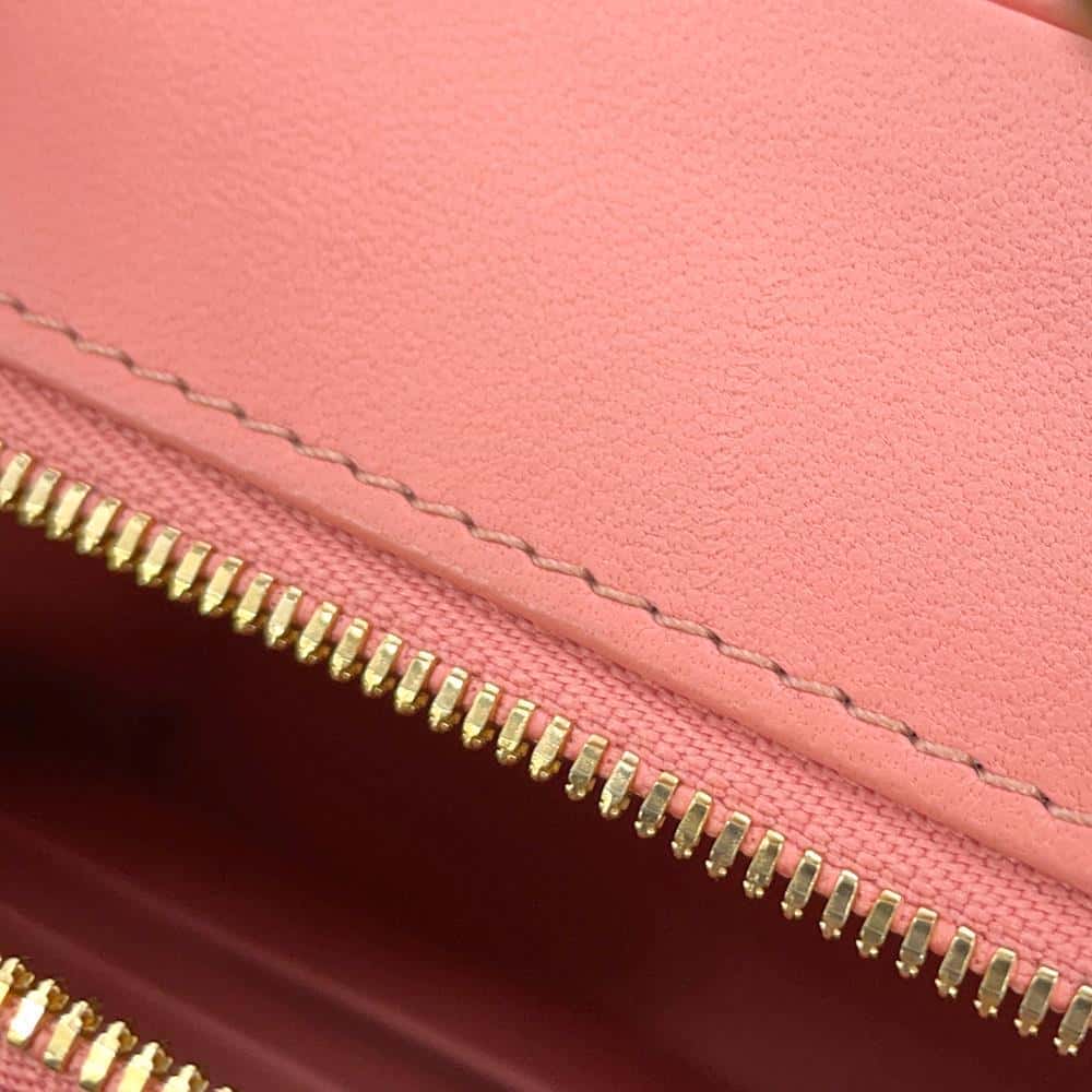 CHANEL Matelasse Chain Vanity Bag PinkAS3318 Lambskin