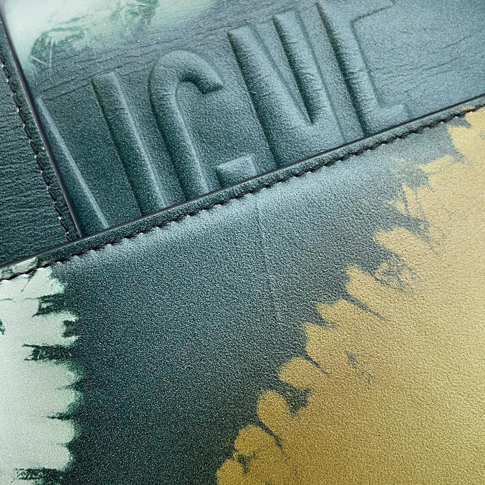 Dior 30 Montaigne Shoulder Bag Green Leather