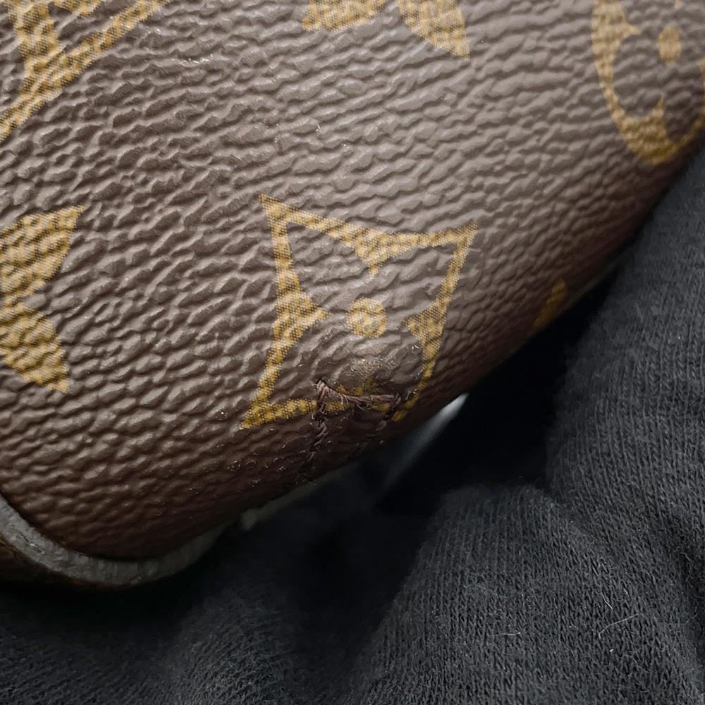 LOUIS VUITTON Montaigne Noir/CreamM45311 Monogram Size BB