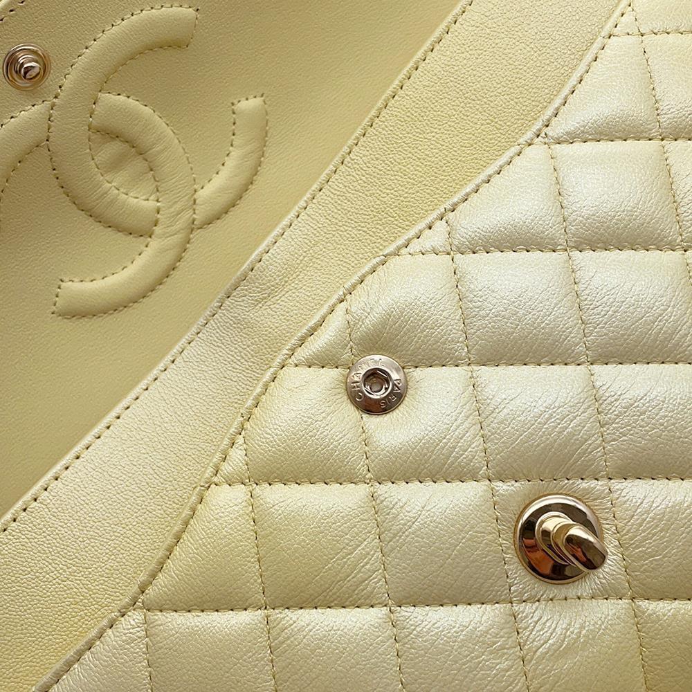 CHANEL Matelasse Double Flap ChainShoulder Bag MetalicYellowA01112 Calf Leather Size 25