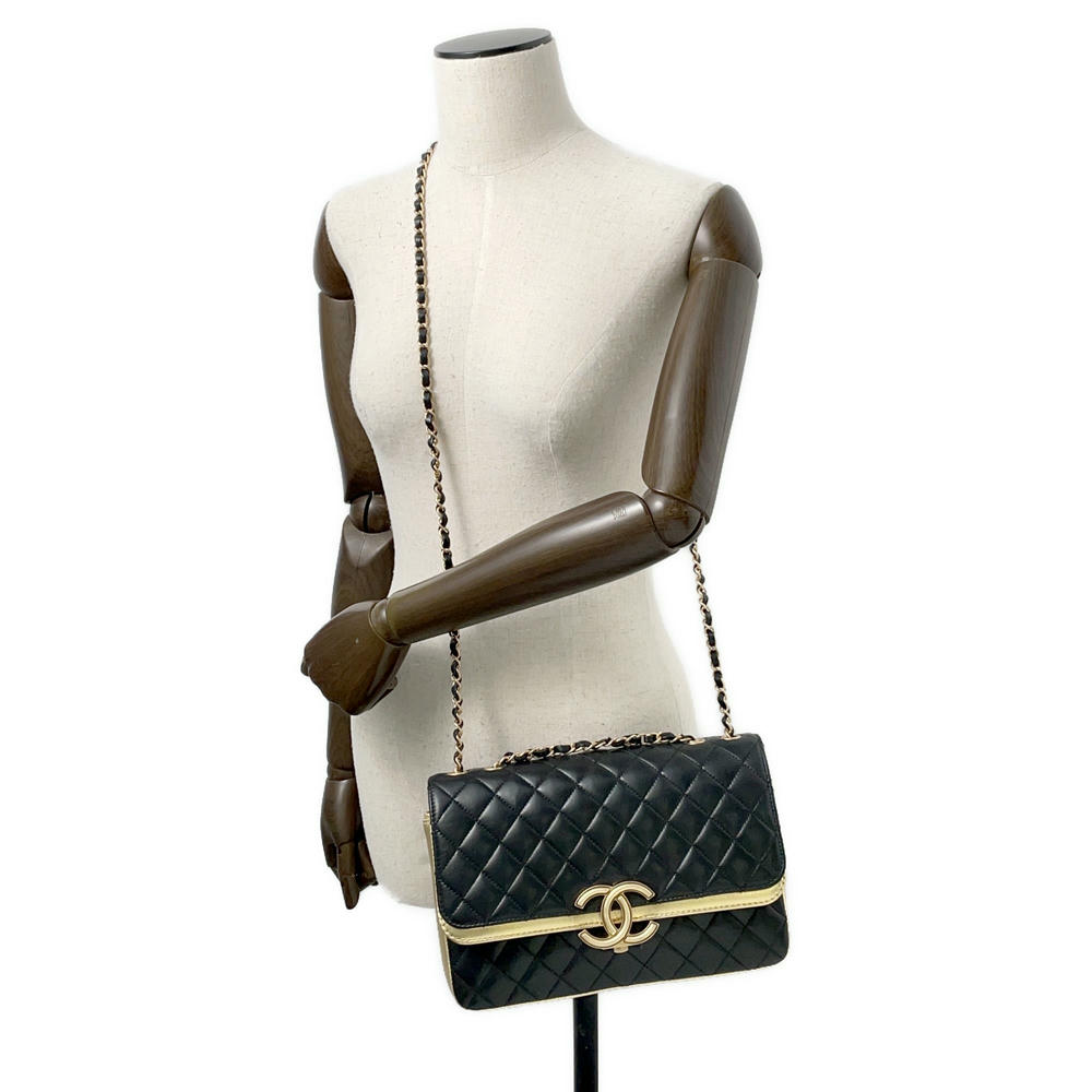 CHANEL Matelasse ChainShoulder Bag Black/GoldA57276 Lambskin