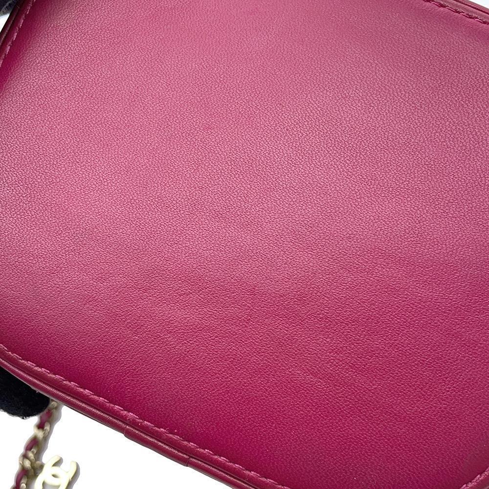 CHANEL CC Logo Vanity ChainShoulder Bag PurpleAS0323 Lambskin