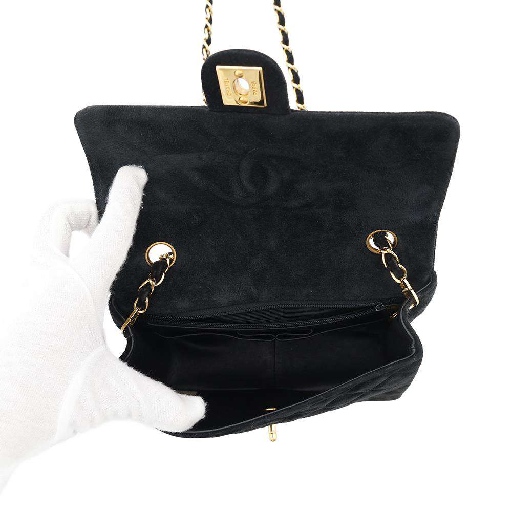 CHANEL Matelasse Single Flap ChainShoulder Bag Black suede Size 20