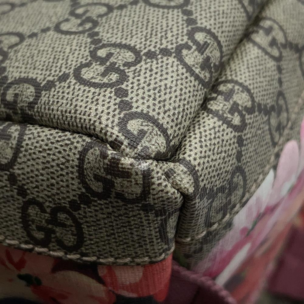 GUCCI GG Blooms Backpack Beige/Pink410544 GG SupremeCanvas