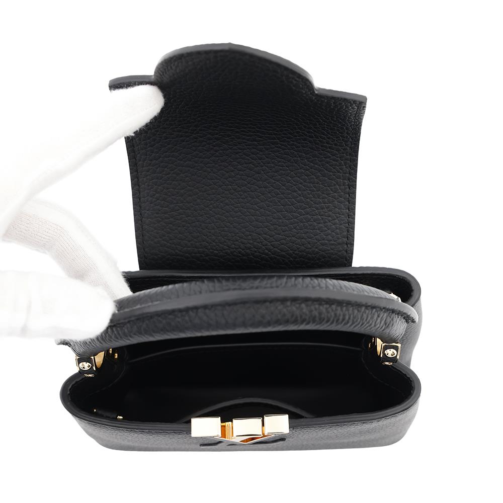 LOUIS VUITTON Capucines NoirM56071 Taurillon Leather Size MINI