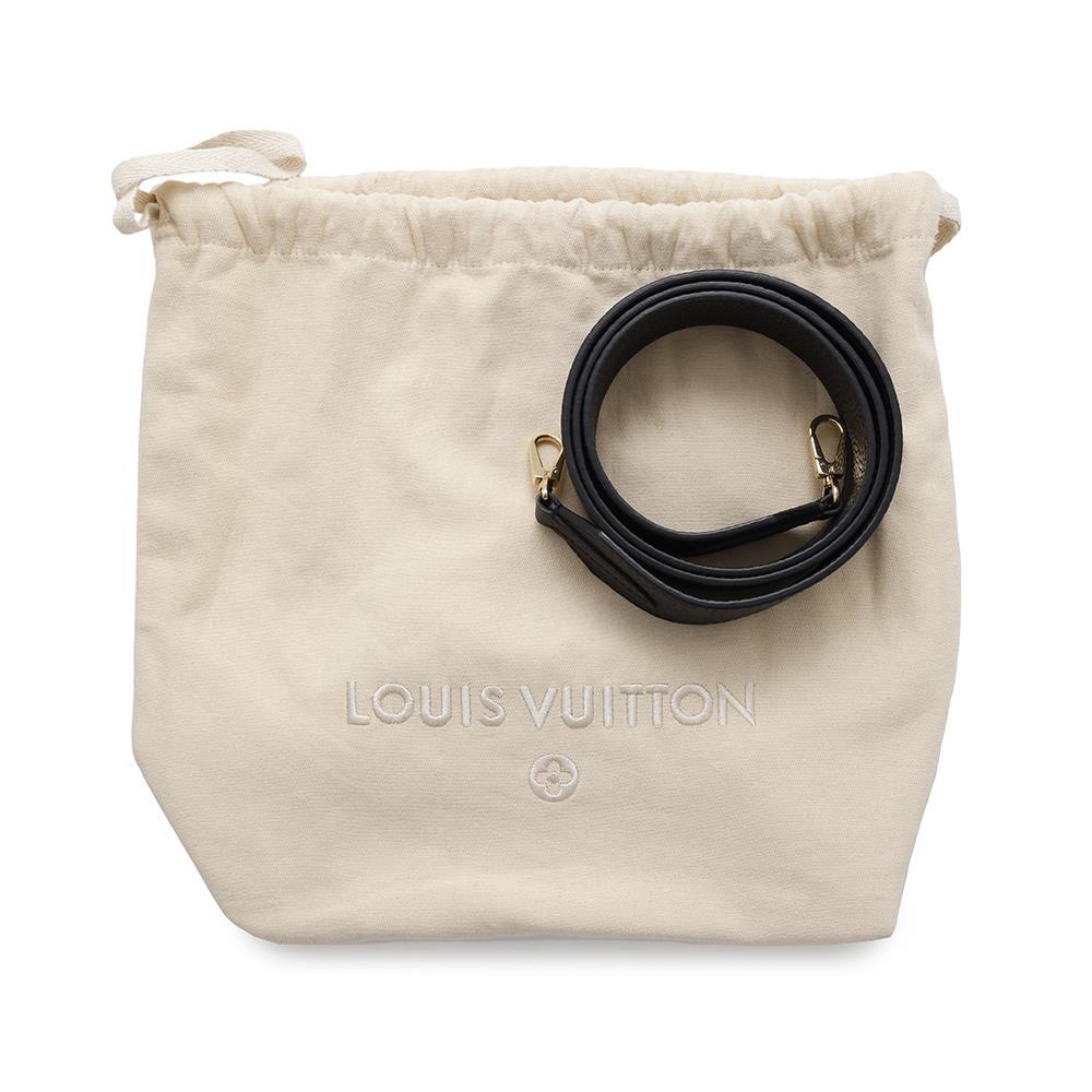 LOUIS VUITTON Capucines NoirM56071 Taurillon Leather Size MINI