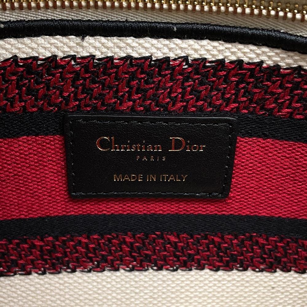 Dior Lady Dior Amour White/Red/BlackM0565OBBF Canvas Size Medium