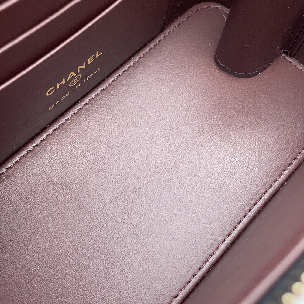 CHANEL Matelasse Vanity ChainShoulder Bag BlackAP1341 Caviar Leather