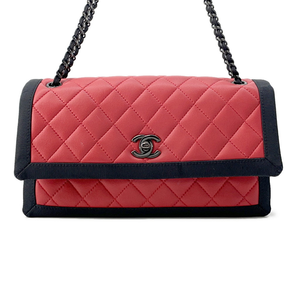 CHANEL Matelasse ChainShoulder Bag Red/Black Lambskin