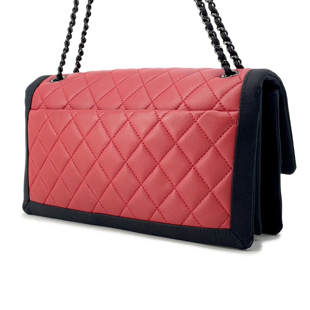 CHANEL Matelasse ChainShoulder Bag Red/Black Lambskin