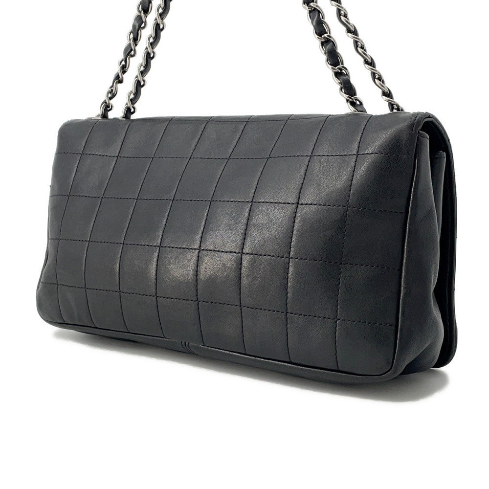 CHANEL Chocolate Bar Kiss Lock ChainShoulder Bag Black Lambskin