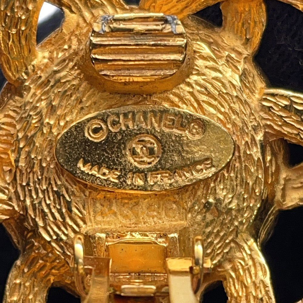 CHANEL Flower motif Earring Gold Gold Plated