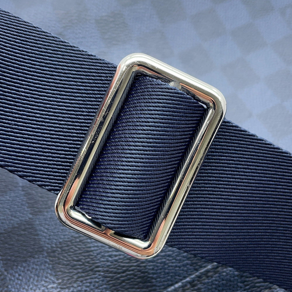 LOUIS VUITTON District NoirN50005 Damier Cobalt Canvas Size PM