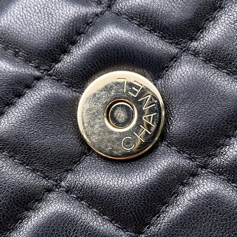 CHANEL Matelasse PearlCC Logo 4-chain ChainShoulder Bag BlackA39011 Lambskin