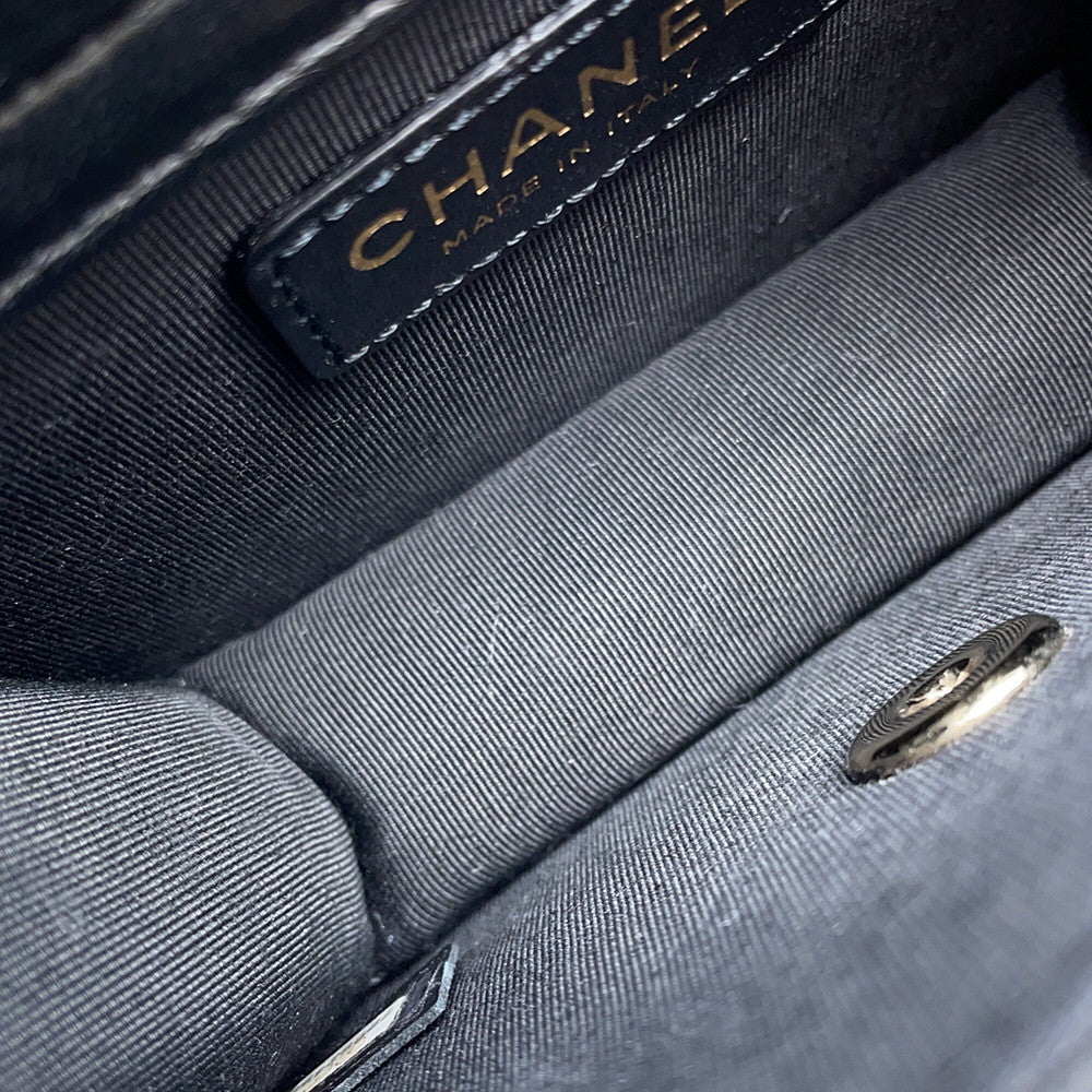 CHANEL Mini Matelasse ChainShoulder Bag BlackAS1693 Lambskin