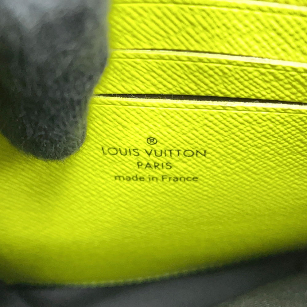 LOUIS VUITTON Christopher wearable wallet Noir/Neon YellowM80793 Monogram Macassar Canvas