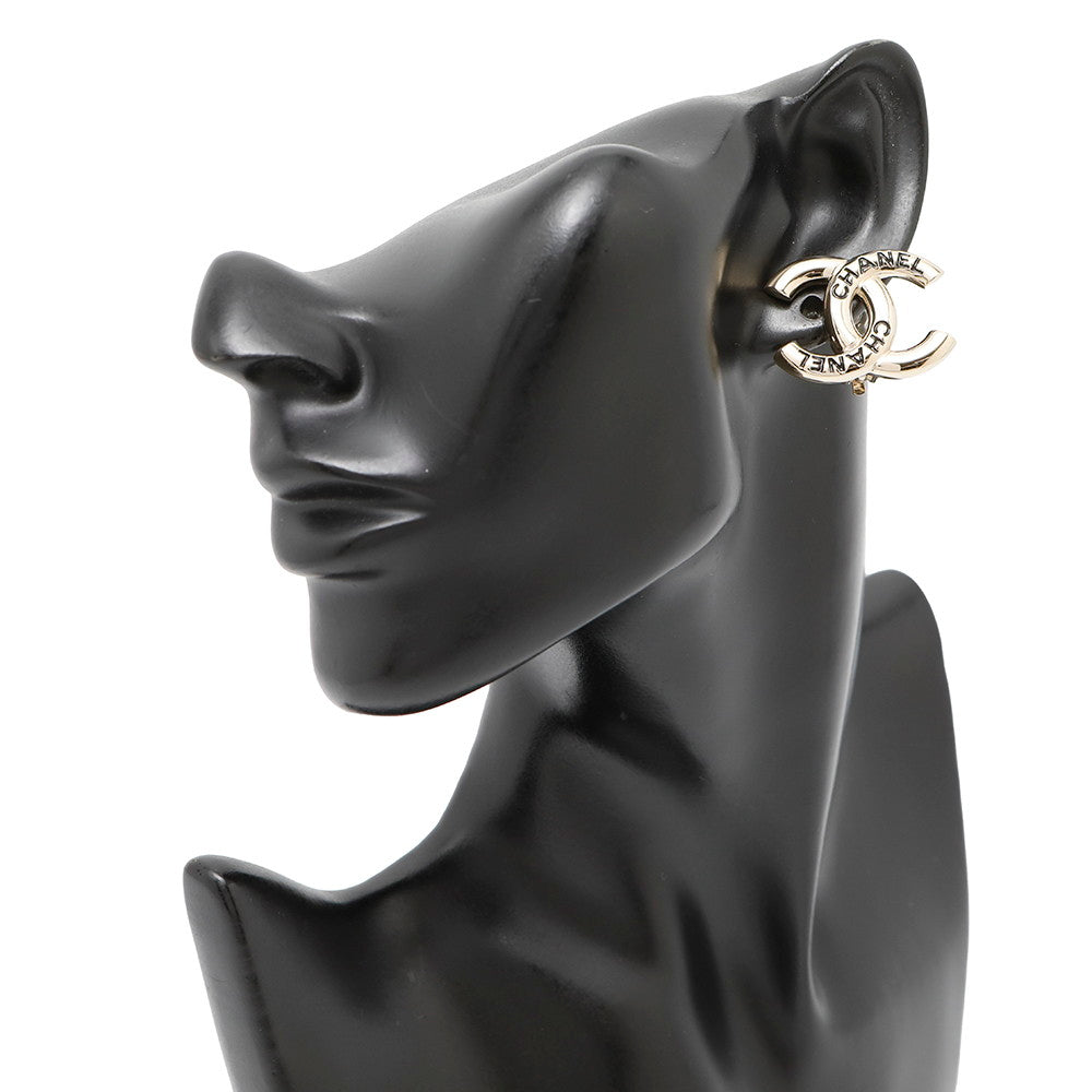 CHANEL CC Logo Earring Champagne GoldABE811 Metal
