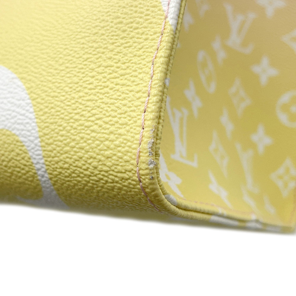 LOUIS VUITTON Onthego Rose claireM57641 Monogram / Giant Size GM