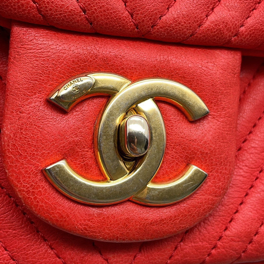 CHANEL Chevron ChainShoulder RedA92087 Leather