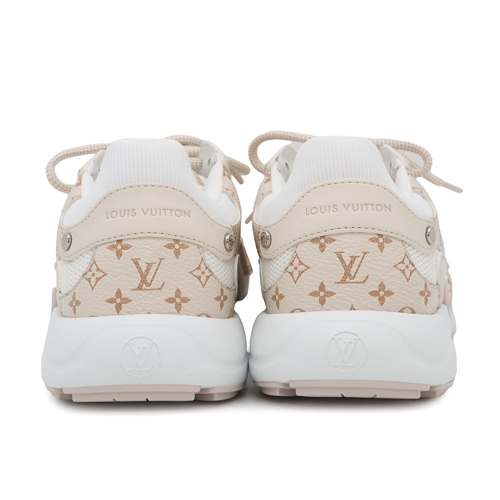LOUIS VUITTON LV Olympia Sneakers DuneBeige1AHOL3 Patent Leather Monogram Size 37