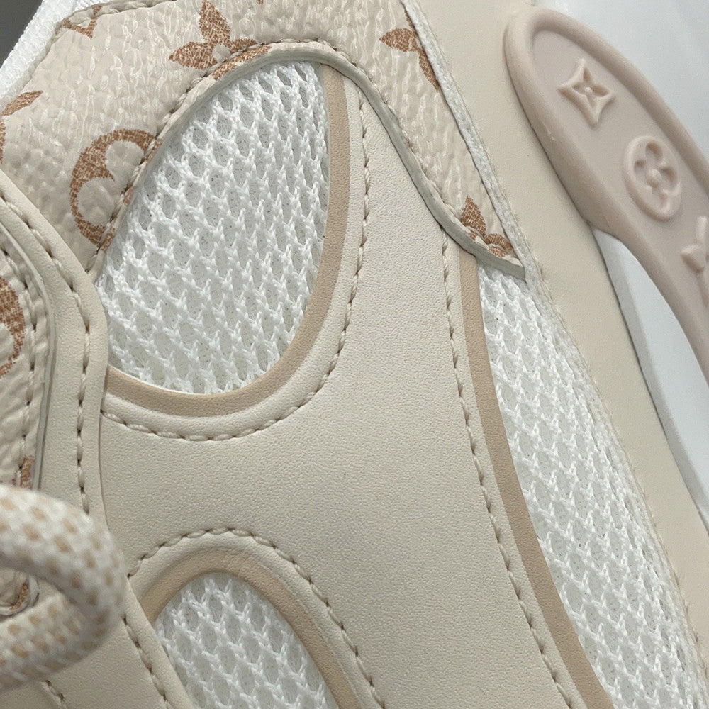 LOUIS VUITTON LV Olympia Sneakers DuneBeige1AHOL3 Patent Leather Monogram Size 37