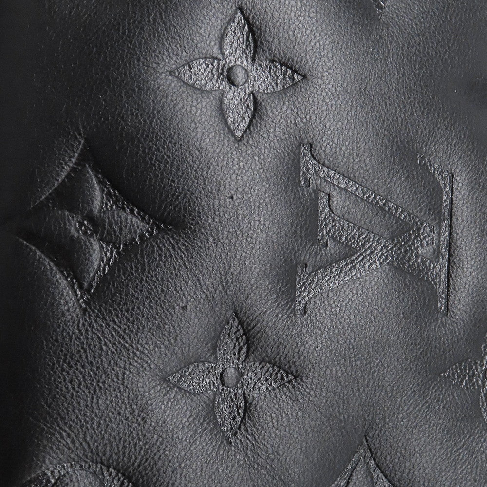 LOUIS VUITTON PochetteCoussin NoirM80742 Lamb Leather Monogram・Pattern