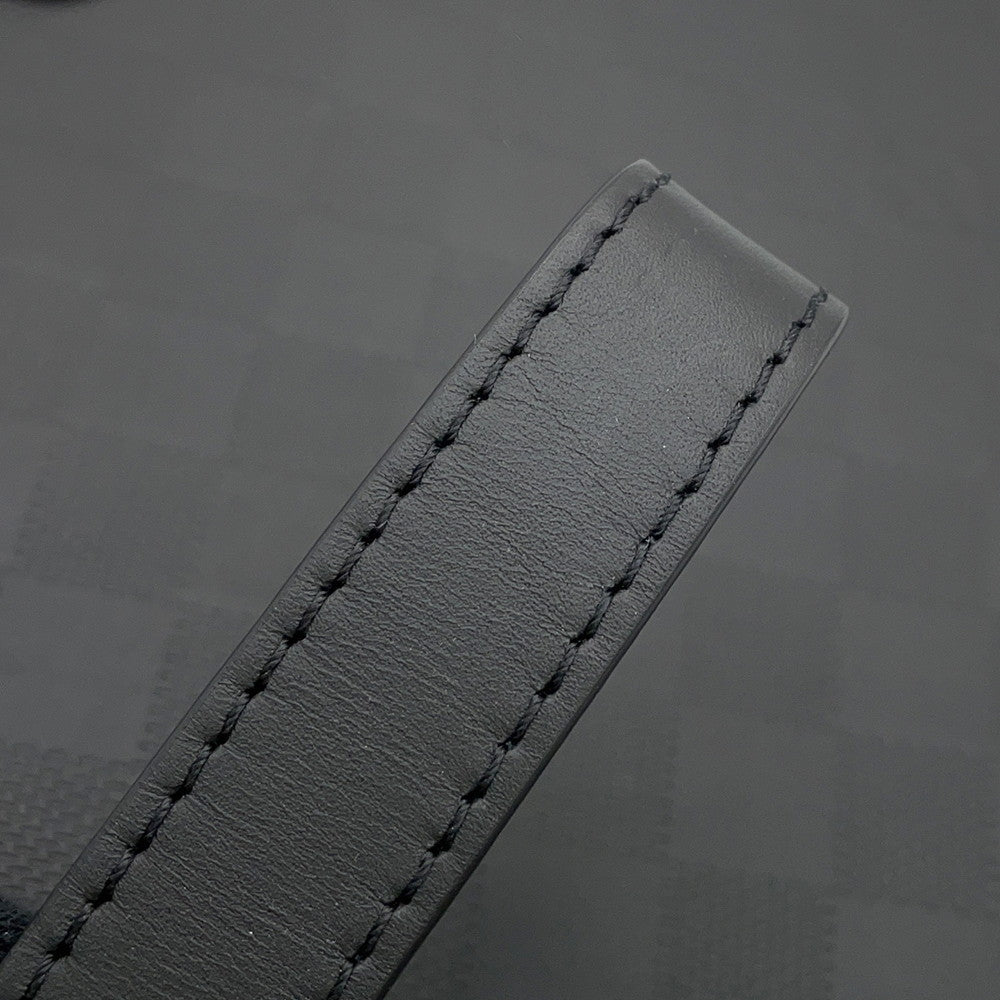 LOUIS VUITTON Stand/Pouch NoirN60450 Damier Infini Leather