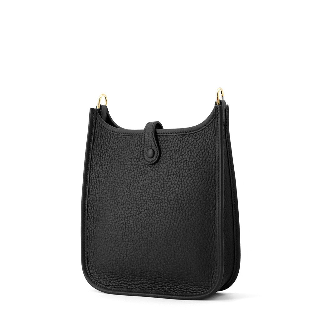 HERMES Evelyne Long Black Taurillon Clemence Size TPM