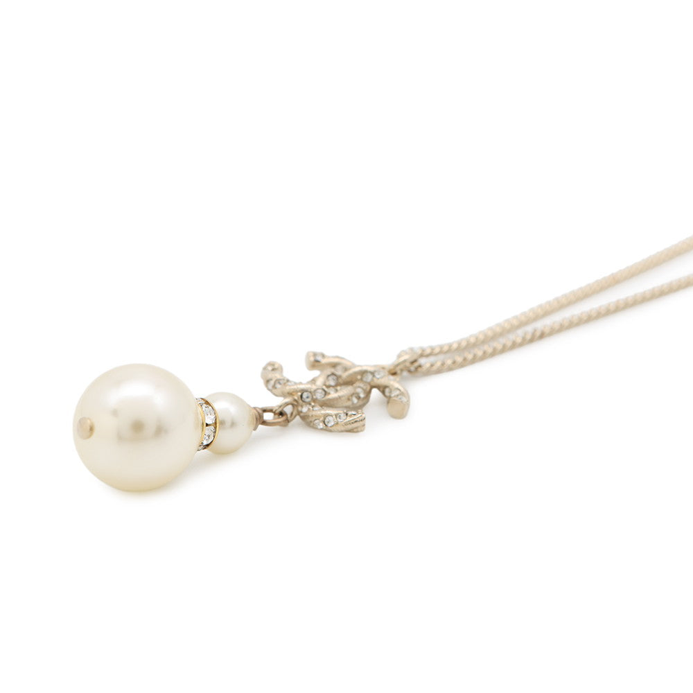 CHANEL Twisted CC Logo NecklaceA53161 Gold Plated Rhinestone Faux Pearl