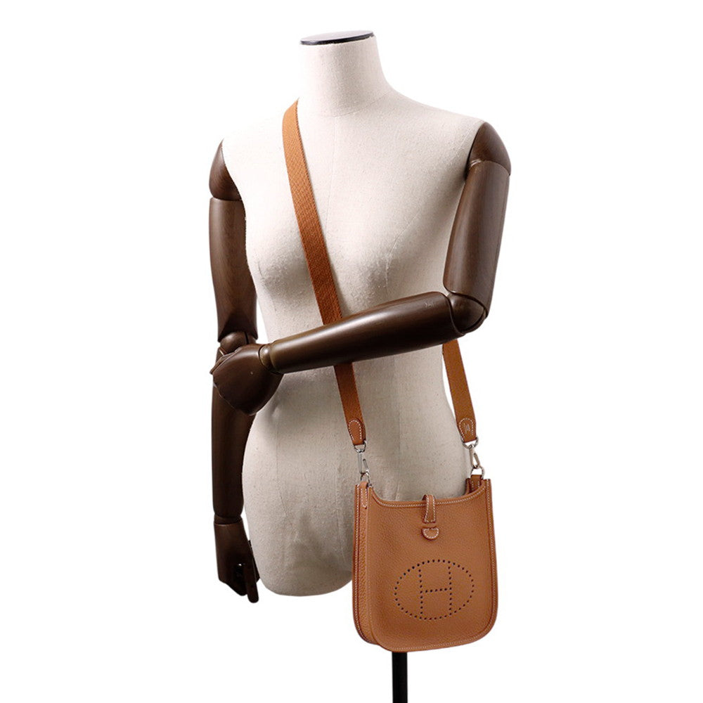 HERMES Evelyne Long Gold Taurillon Clemence Size TPM