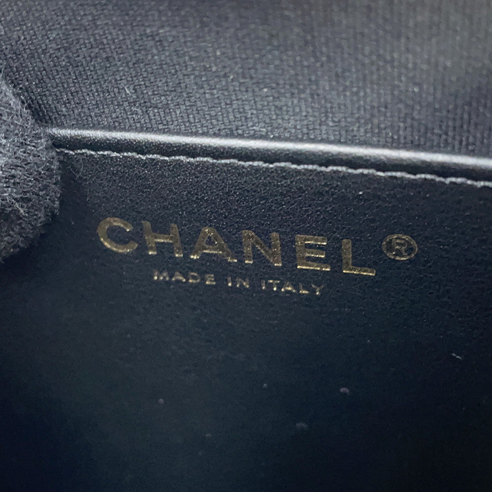 CHANEL CHANEL19 Chain Handbag BlackAP3647 Lambskin