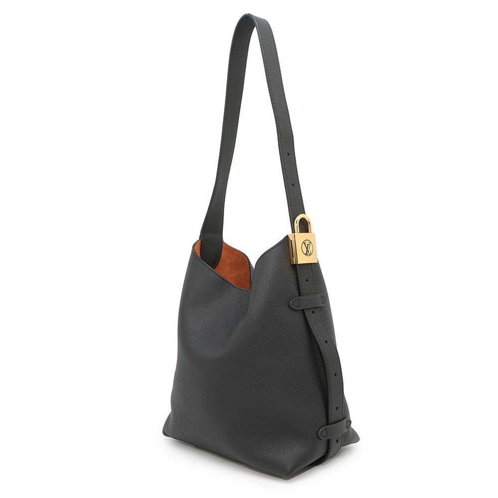 LOUIS VUITTON Lowkey Hobo NoirM25352 Calf Leather Size PM