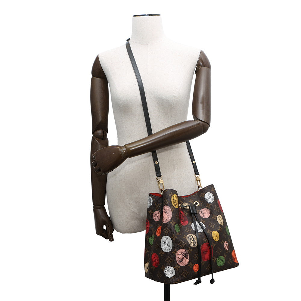 LOUIS VUITTON Neonoe Cameo Collection Red/MulticolorM45956 Monogram / cameo