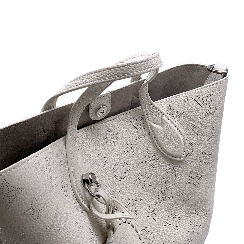 LOUIS VUITTON Blossom WhiteM11842 Monogram Mahina Size PM