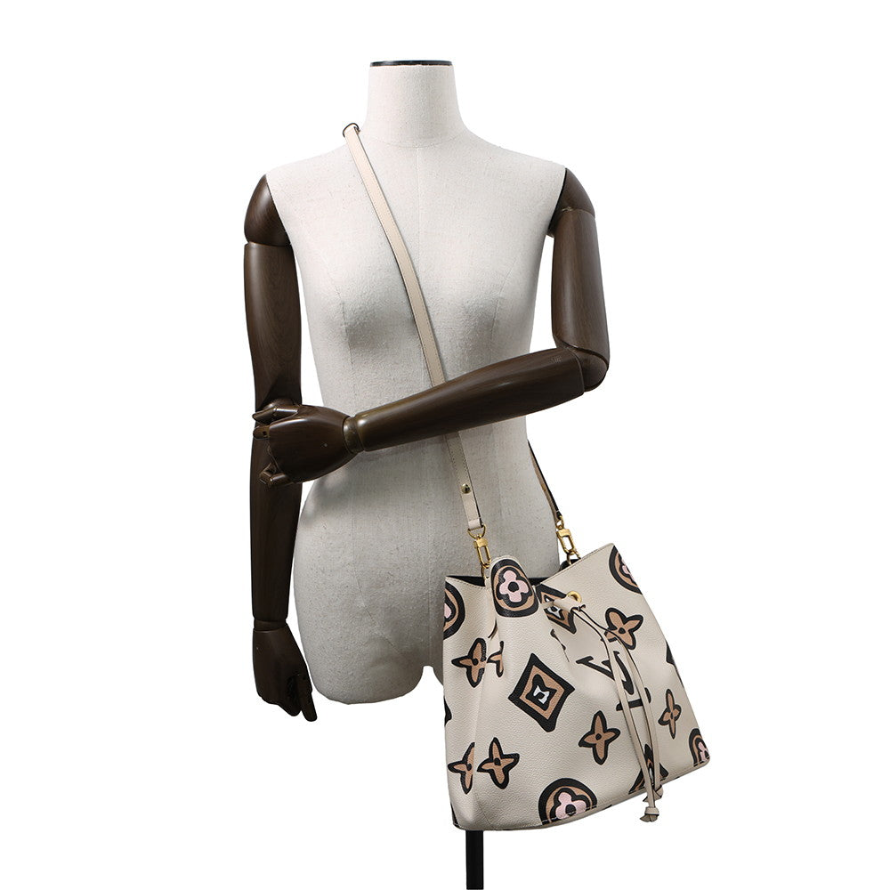 LOUIS VUITTON Neonoe claimM45822 Monogram・Wild at Heart