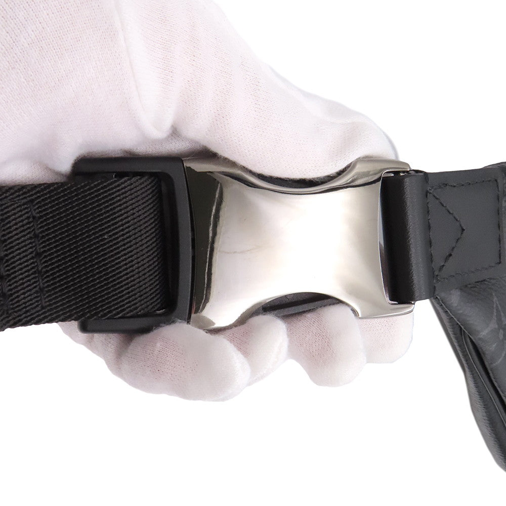 LOUIS VUITTON Discovery・Bumbag NoirM44336 Monogram Eclipse