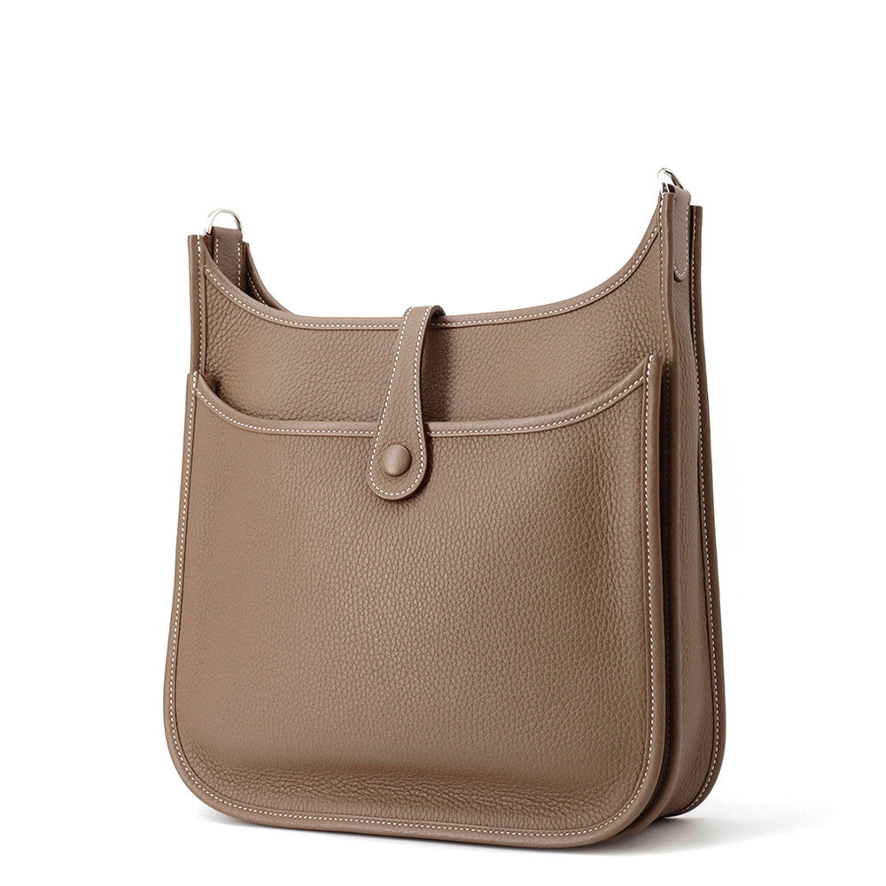 HERMES Evelyne3 Etoupe Taurillon Clemence Size PM